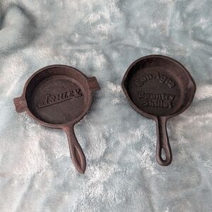 Country Skillet Cast Iron Mini Skillets - Black